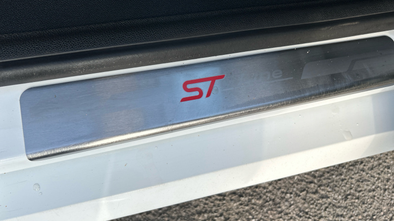 Ford EcoSport 1.0 EcoBoost 125 ST-Line 5dr Petrol Hatchback